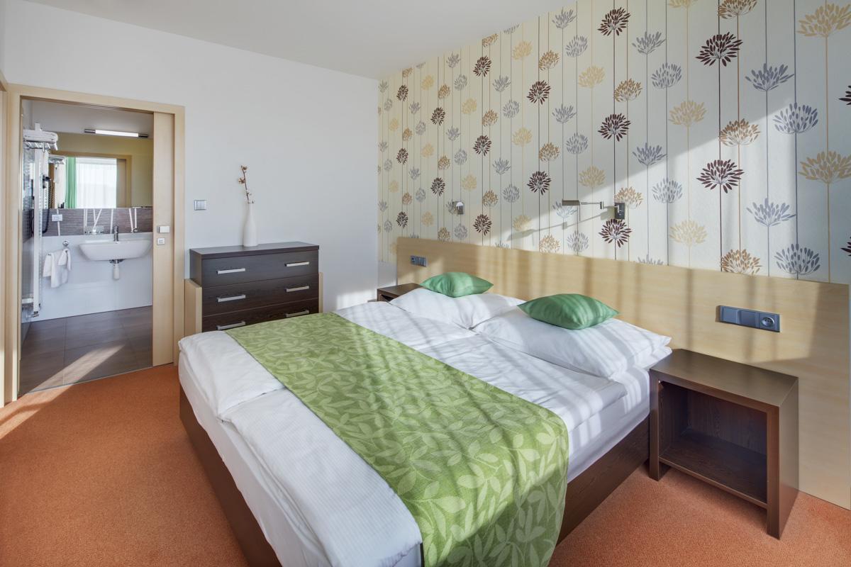 ביסטריצה נאד פרנשטיינם Hotel Skalsky Dvur מראה חיצוני תמונה