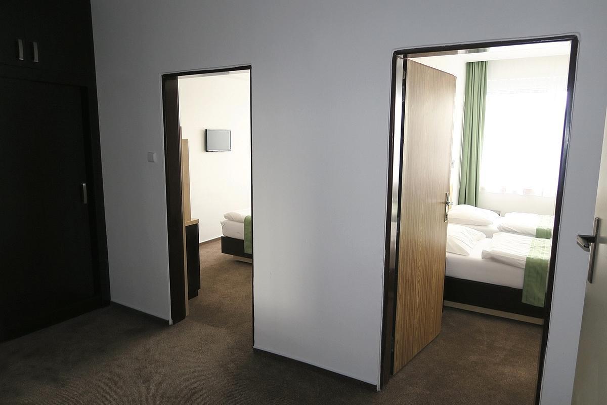 ביסטריצה נאד פרנשטיינם Hotel Skalsky Dvur מראה חיצוני תמונה